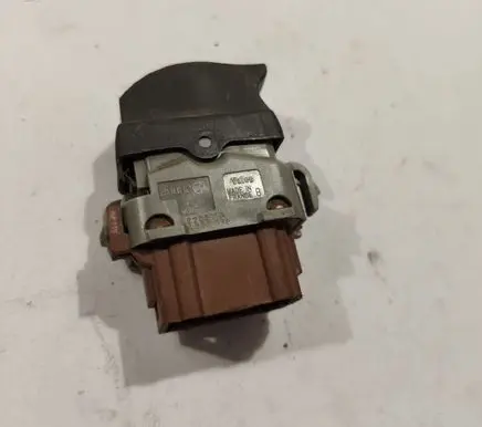 Renault Laguna II Electric window control switch 220511A