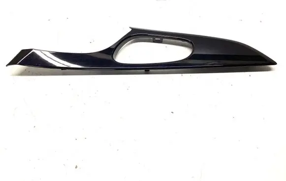 Nissan Qashqai Front door trim bar 806834EA1AX