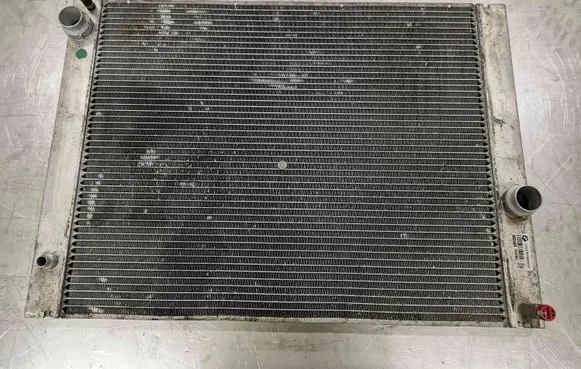 BMW 6 E63 E64 Coolant radiator 1711751920903 17117519209