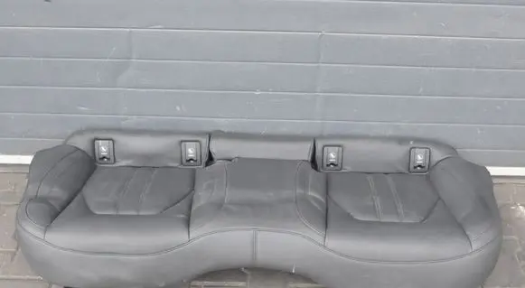 Maserati Ghibli Second row seats 