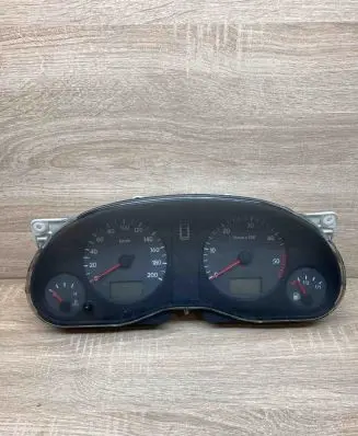 Seat Alhambra (Mk1) Speedometer (instrument cluster) 7M0919890B 96VW10849ED WithPlug