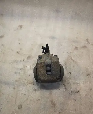 Volvo XC90 Rear brake caliper 