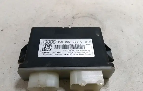 Audi A4 S4 B8 8K Reducing agents exhaust control unit 4G0907355G 4G0907355B