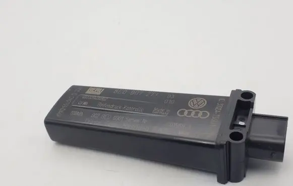 Audi A6 S6 C6 4F Tire pressure sensor 8E0907277 30156931