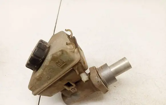 Opel Astra H Master brake cylinder 32067271