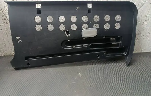 Mercedes-Benz A W169 Dashboard lower bottom trim panel A1696800139 1005463