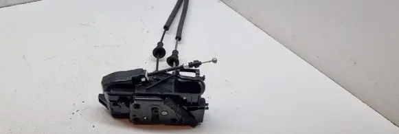 Hyundai Santa Fe Front door lock 813102B070