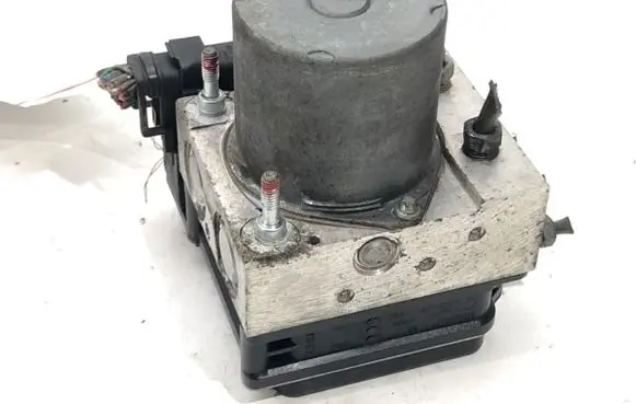 Toyota Avensis T270 ABS Pump 44540-05071