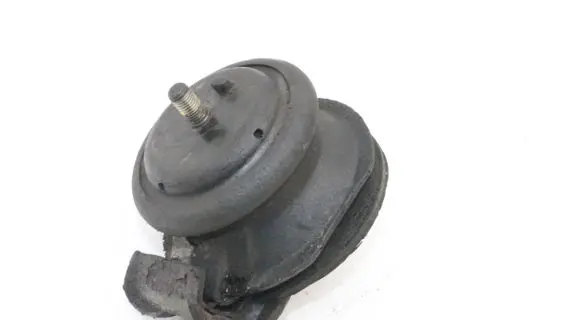 Nissan 240ZX, 280ZX, 300ZX Engine mount bracket 1122030P00