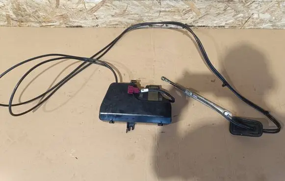 Mercedes-Benz R W251 Tailgate hydraulic pump motor A2518000035
