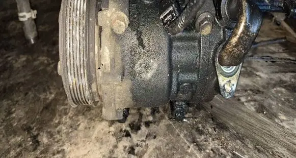 Ford Focus C-MAX Air conditioning (A/C) compressor (pump) 