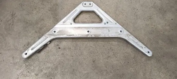 Audi Q7 4M Other engine bay part 4M0806303