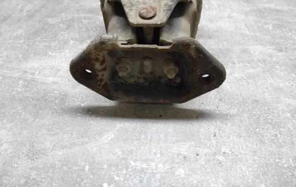Chrysler 300 - 300C Engine mount bracket 04578044AC