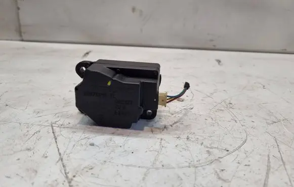 Volvo S60 Air flap motor/actuator 30676510 060127