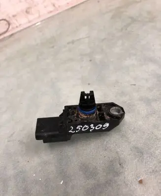 Opel Astra L Air pressure sensor 9841609380