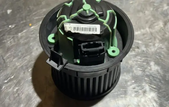 Citroen DS4 Heater fan/blower T1011131B