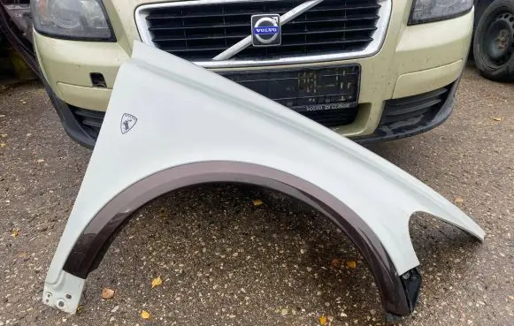 Volvo C30 Fender