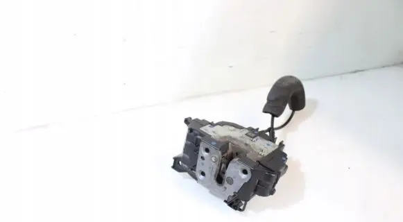 Renault Megane III Front door lock