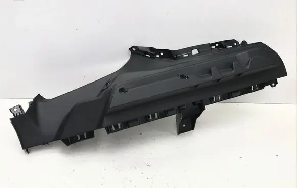 BMW X1 U11 (D)pillar trim (top) 9462434