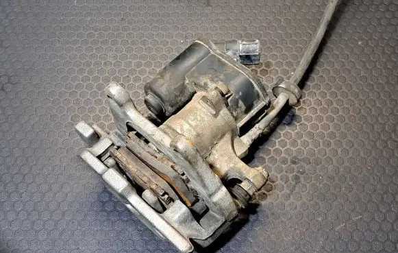 Audi A6 S6 C6 4F Rear brake caliper