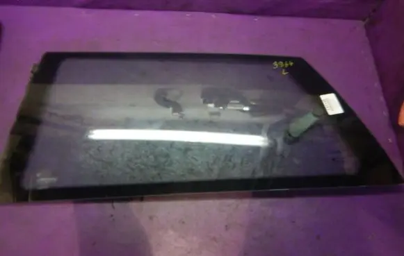 Fiat Punto (176) Rear side window