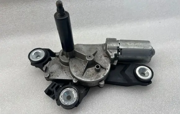 Ford Mondeo MK IV Rear window wiper motor 3M51R17K441AE 0390201823 30763683