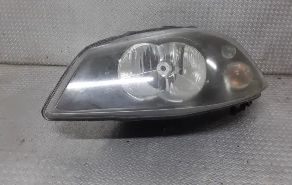 Seat Ibiza III (6L) Headlight/headlamp 6L1941021A