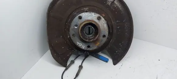 BMW 5 E60 E61 Rear wheel hub