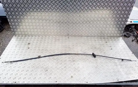 Handbrake/parking brake wiring cable