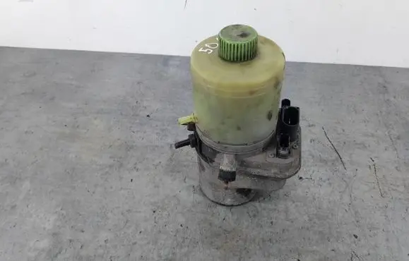 Seat Ibiza III (6L) Power steering pump 6Q0423156S