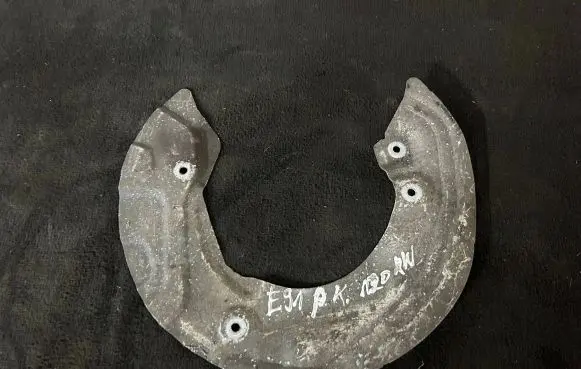 BMW 3 E90 E91 Front brake disc dust cover plate 