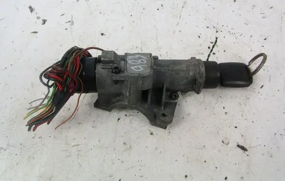 Skoda Octavia Mk1 (1U) Ignition lock 