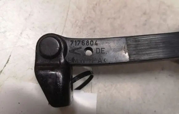 BMW 5 E60 E61 Front door check strap stopper