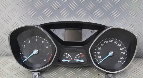 Ford Kuga II Speedometer (instrument cluster) FV4T-10849-AC