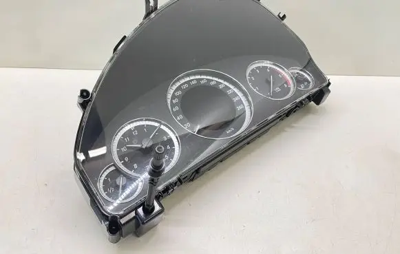 Mercedes-Benz E W212 Speedometer (instrument cluster) A2129000814
