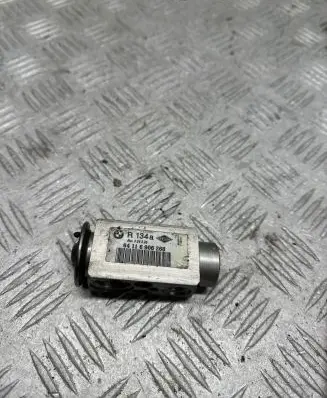 BMW 7 E65 E66 Air conditioning (A/C) expansion valve 6906268