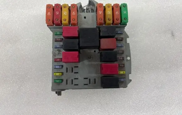 Fiat Ducato Fuse module 1349946080 9946080057657