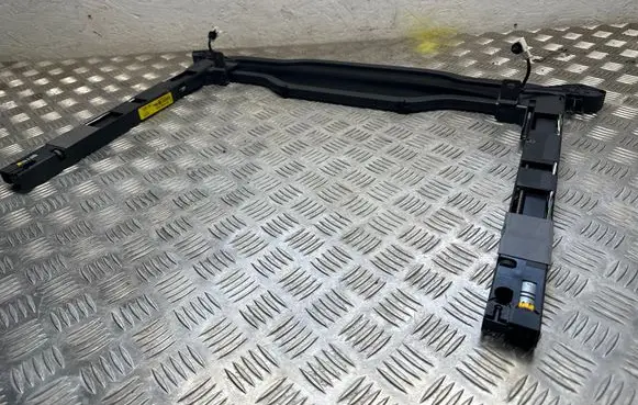 Mercedes-Benz E W238 Parcel shelf load cover A2388600074 A083635 20180102094748