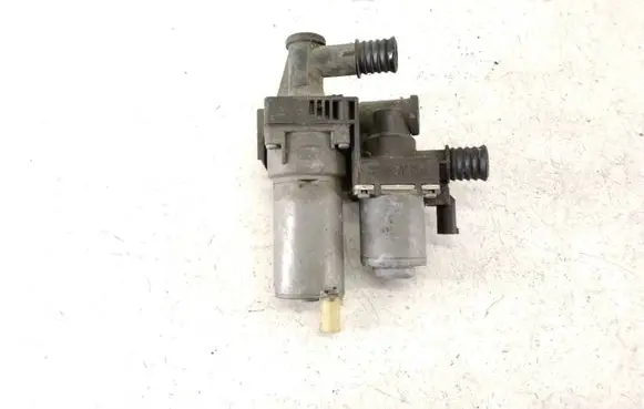 BMW 3 E46 Coolant heater control valve 1147412149