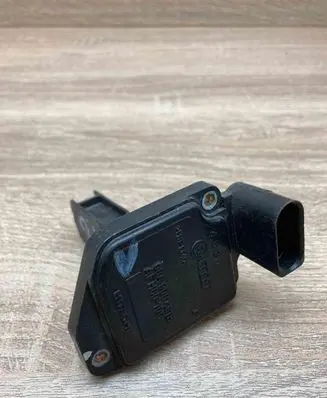 Volkswagen PASSAT B6 Mass air flow meter 06A906461B AFH6010C