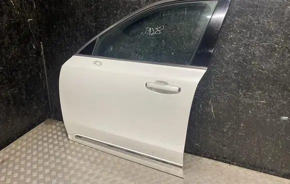 Volvo XC90 Front door 