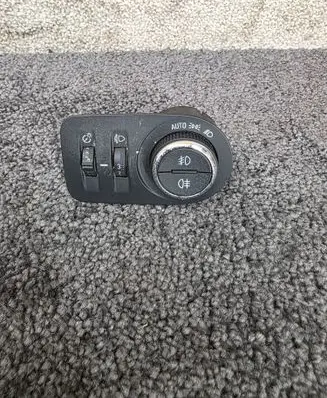 Opel Grandland X Light switch 39085926