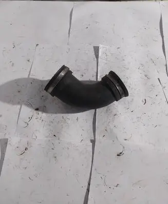 Air intake hose/pipe