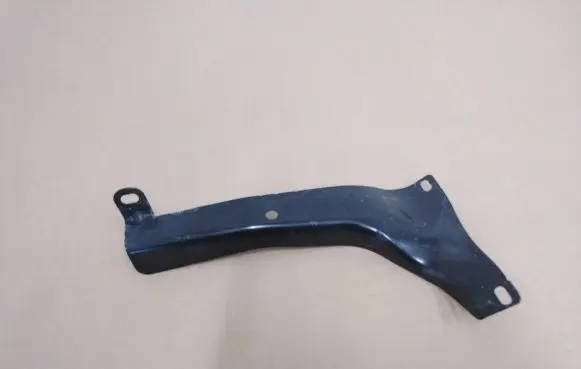 Porsche Cayenne (92A) Fuel tank mounting bracket 7L0201400B 7L0201400