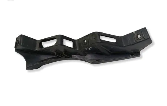 Volkswagen PASSAT B6 Front bumper mounting bracket 3C0807890