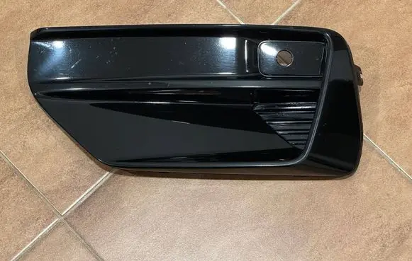 Volvo XC90 Front bumper lower grill 31663520