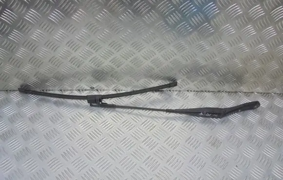 Opel Astra H Front wiper blade arm