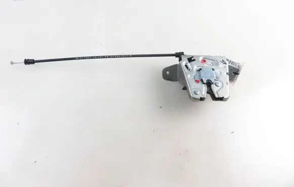 Mercedes-Benz C W204 Tailgate/trunk/boot lock/catch/latch 2047400435