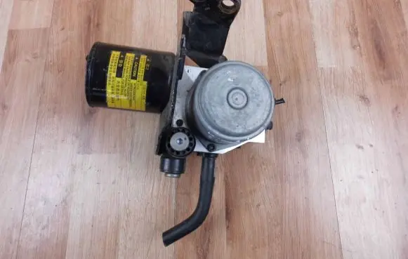 Hyundai Ioniq ABS Pump 58600G2300 BH63074A00
