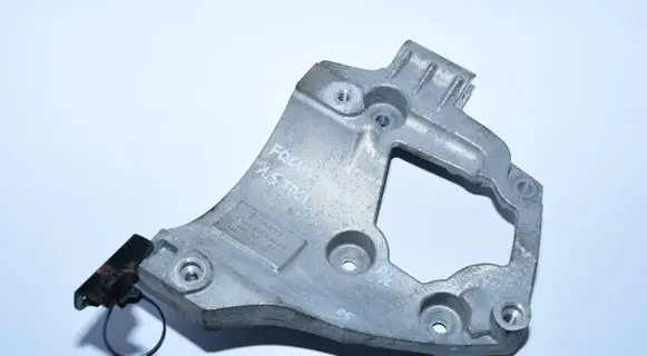Ford Focus A/C compressor mount bracket JX6Q10K360AA